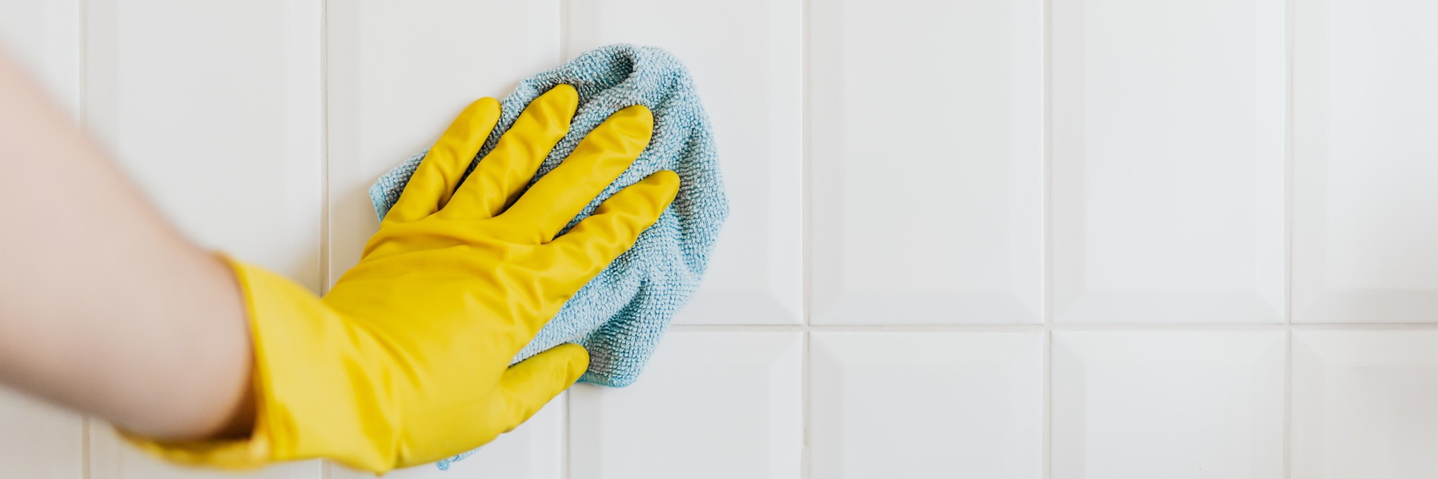 Präsentationsansicht der Firma Blue Aqua Management – Gebäude- & Fassadenreinigung