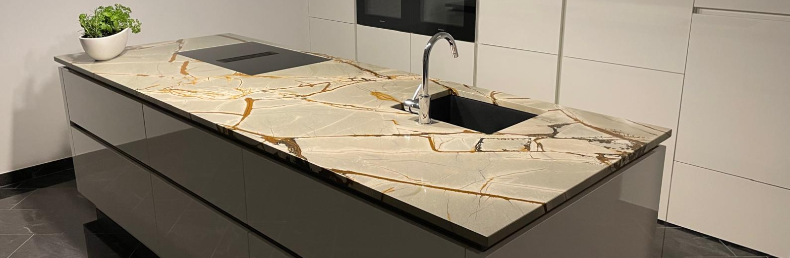 Präsentationsansicht der Firma Steinmetzmeister Schindler Andreas GmbH