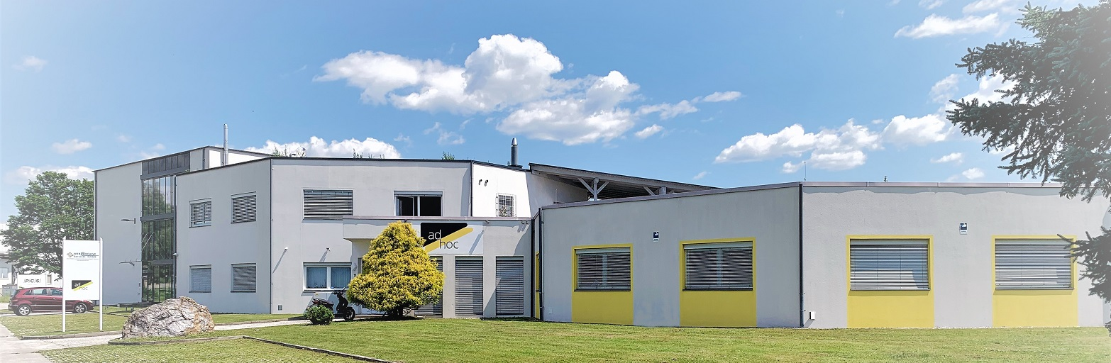 Präsentationsansicht der Firma adhoc Hard- und Software GmbH