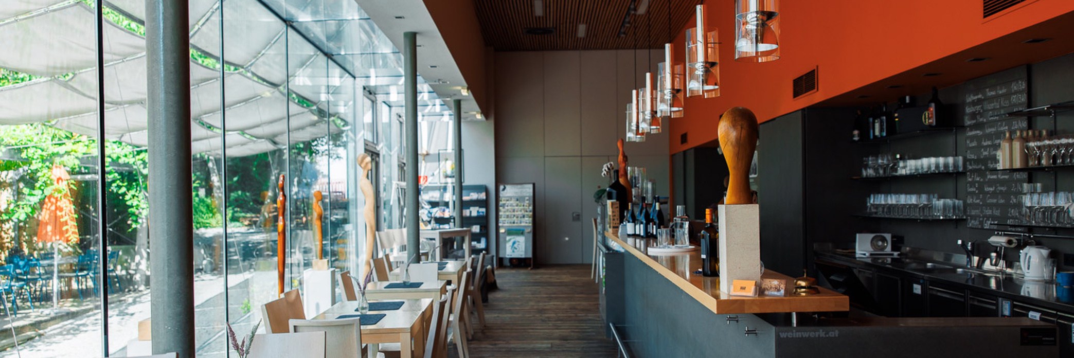 Präsentationsansicht der Firma Weinwerk Burgenland – 
Weinkultur und Vermarktungs GmbH 