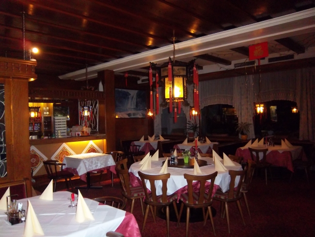 China Restaurant Long Du City - Yan & Huang KG, Brixlegg ...