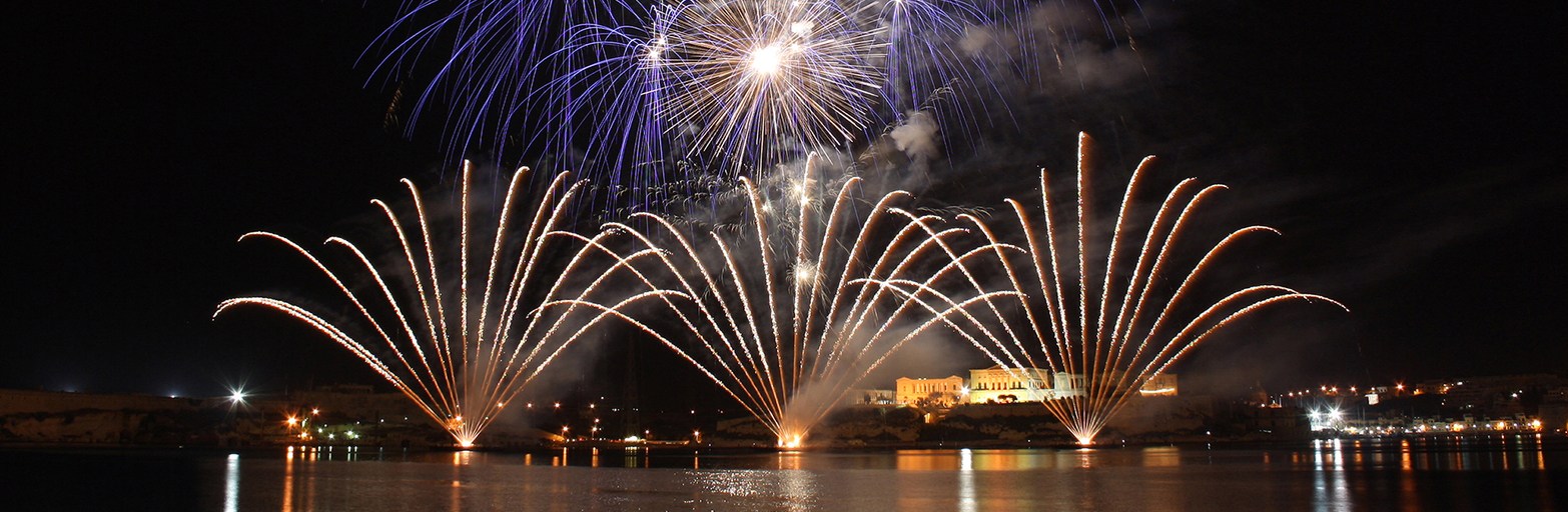 Präsentationsansicht der Firma Feuerwerke Jost – Claudia Piel