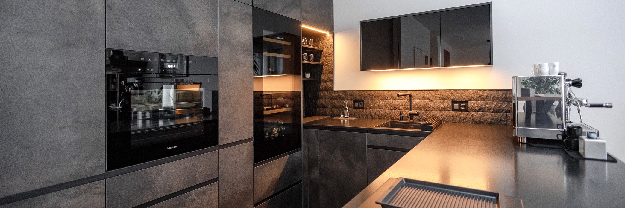 Präsentationsansicht der Firma Küchenstudio Isabella Walch GmbH